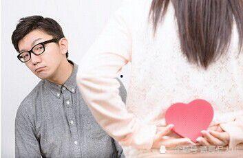 女生说吃瓜是暗示男生吗,女生这样表达，男生别不懂