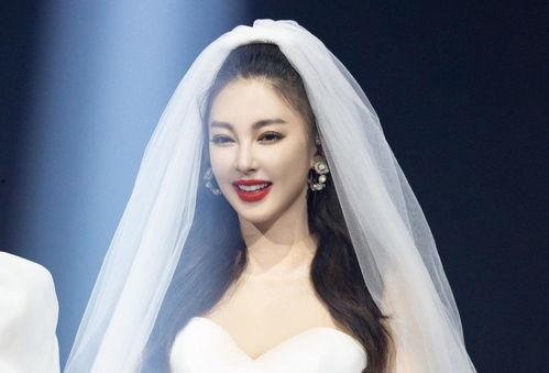 娱乐吃瓜姐蔡徐坤